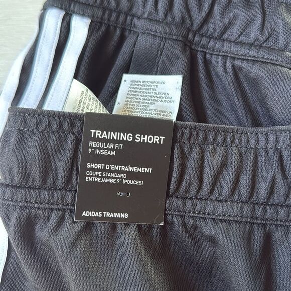 Men's adidas Train Essentials Piqué 3-Stripes Training Shorts black size 4XL nwt - Picture 3 of 4